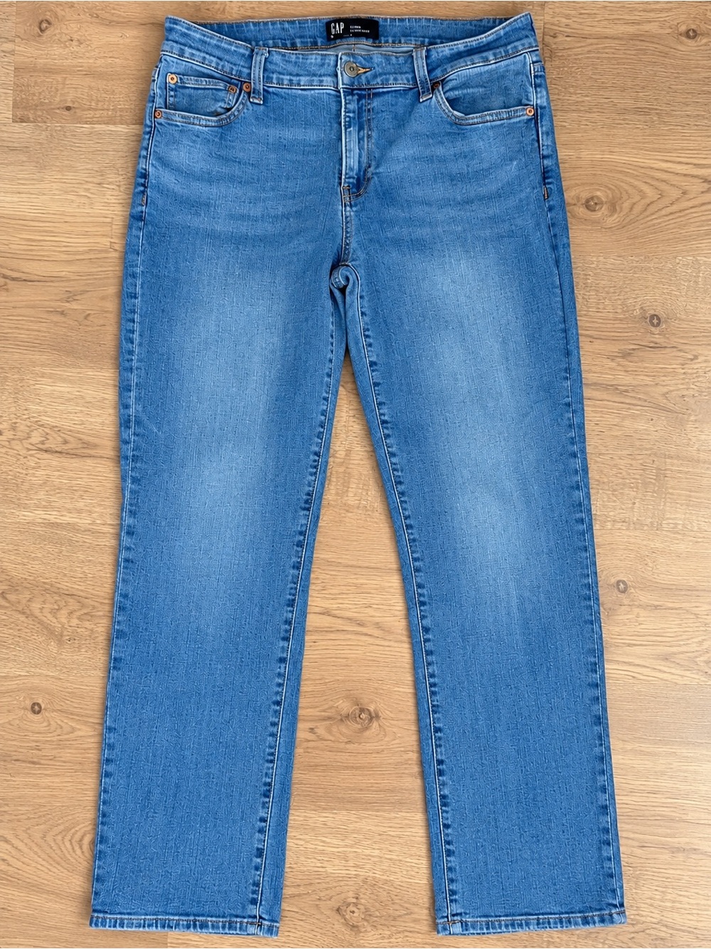 GAP Classic Straight Jeans Women’s 12/31 Medium Blue Denim